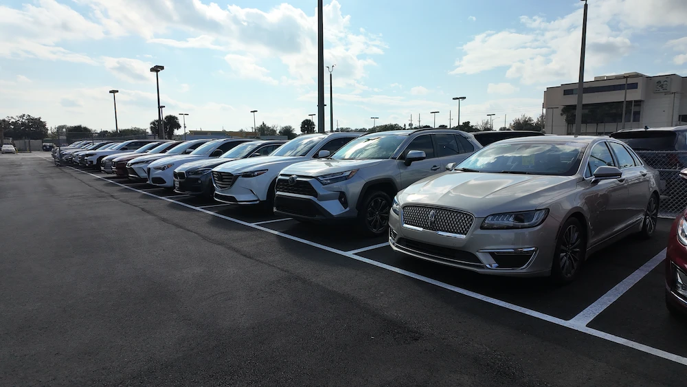 Used cars for sale in Florida at Florida Preowned dealership in Orlando on West Colonial Drive