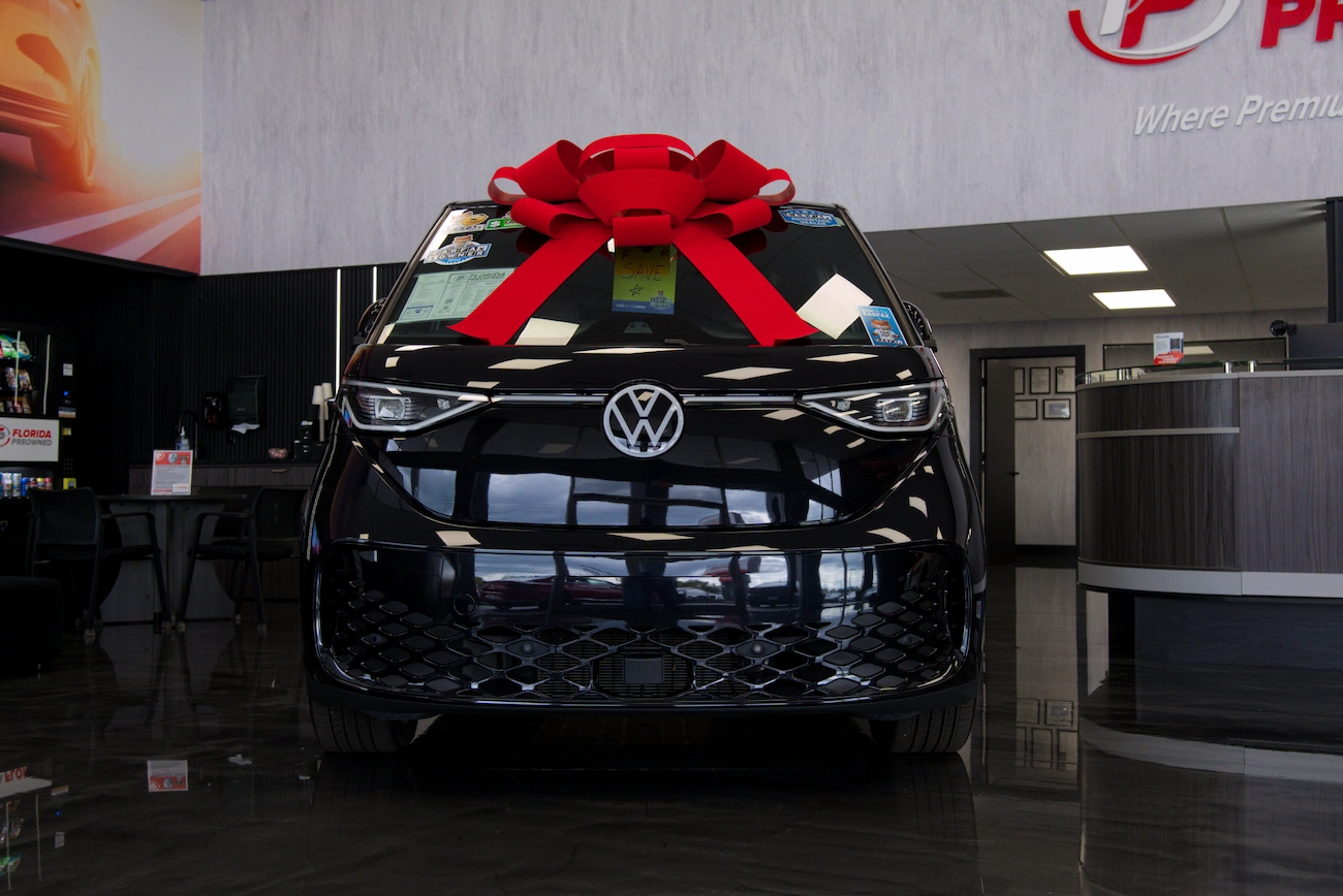 Carros usados em orlando — Florida Preowned FP Certified inventory with a 125-point NIADA inspection, $0 hidden dealer fees, and all-credit financing