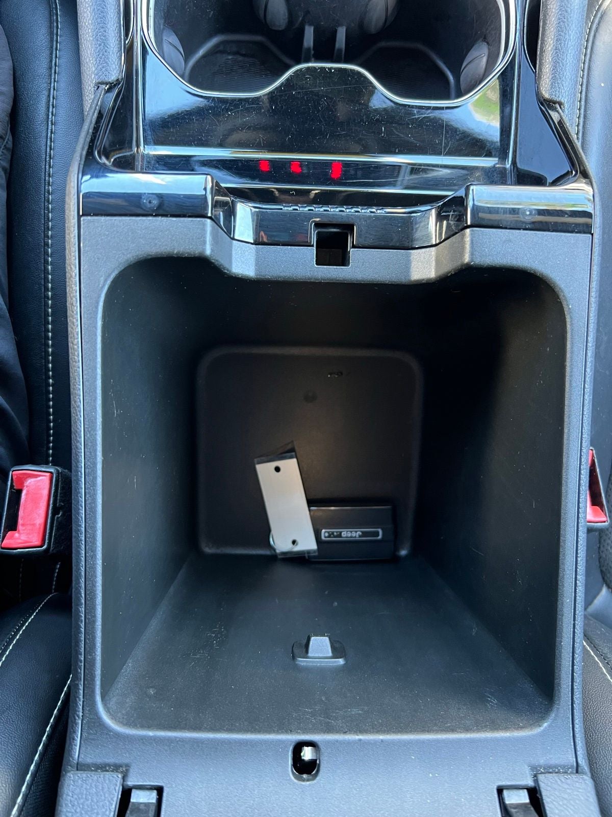 2022 Jeep Grand Cherokee L Altitude