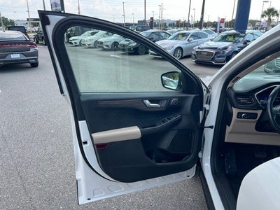 2020 Ford Escape Titanium Hybrid