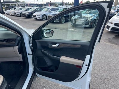 2020 Ford Escape Titanium Hybrid