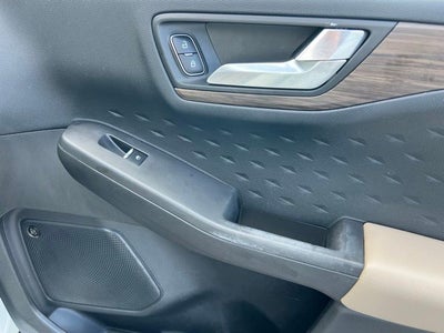 2020 Ford Escape Titanium Hybrid