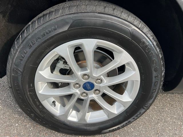 2022 Ford Escape Hybrid SE