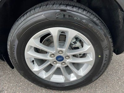 2022 Ford Escape Hybrid SE