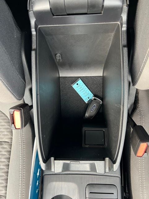 2022 Ford Escape Hybrid SE