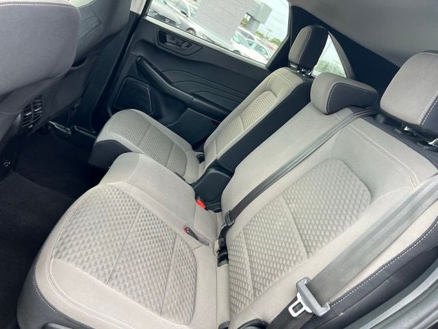 2022 Ford Escape Hybrid SE