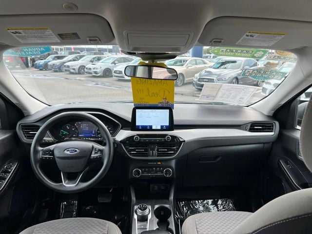 2022 Ford Escape Hybrid SE