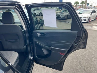 2022 Ford Escape Hybrid SE