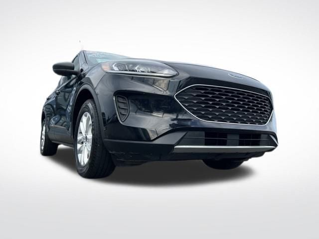 2022 Ford Escape Hybrid SE