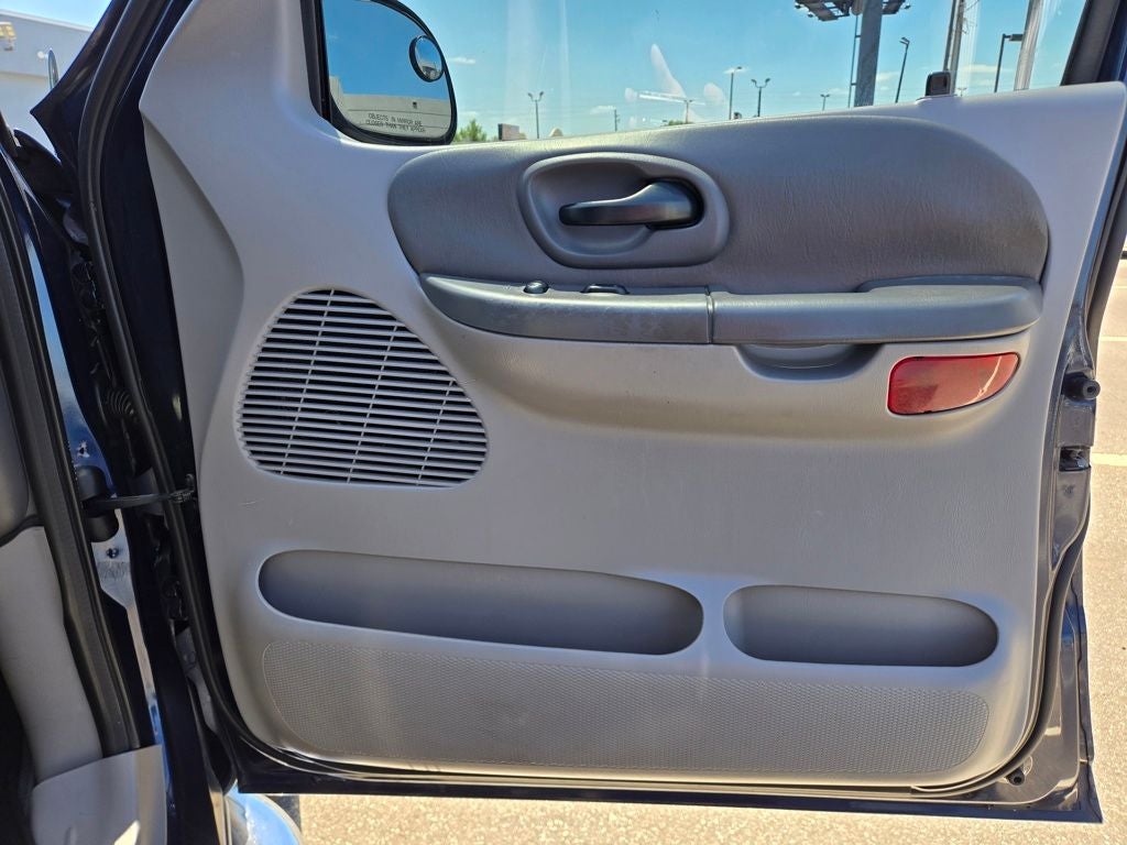 2003 Ford F-150 Lariat