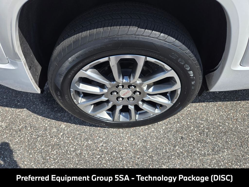 2020 GMC Acadia Denali