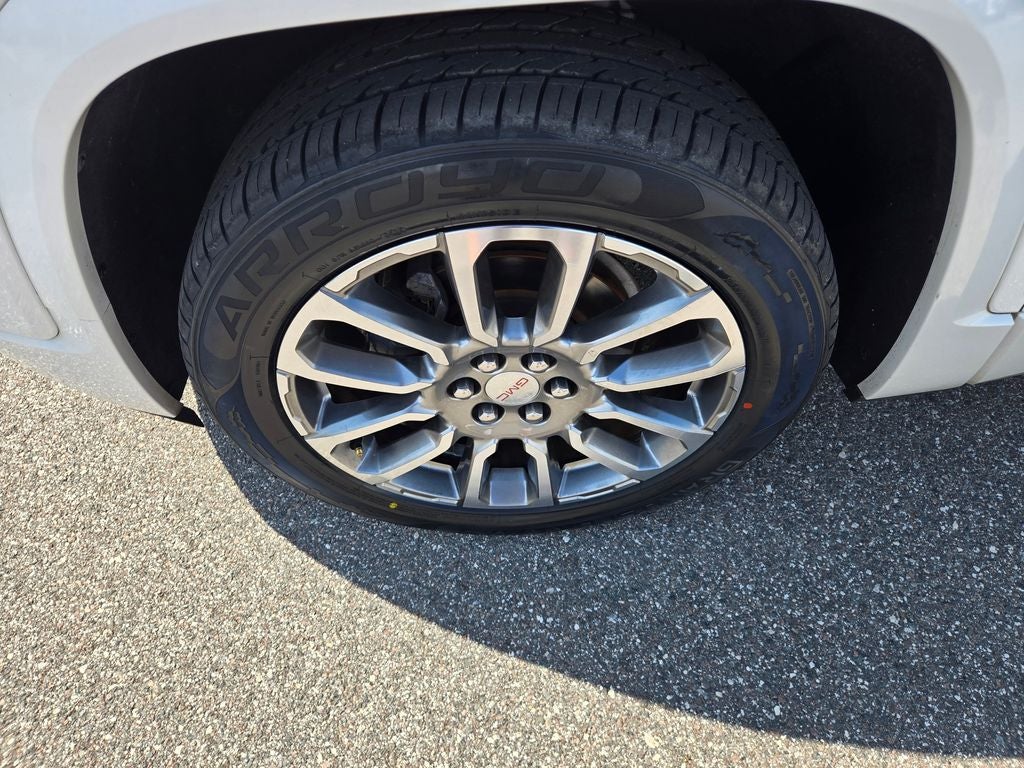 2020 GMC Acadia Denali