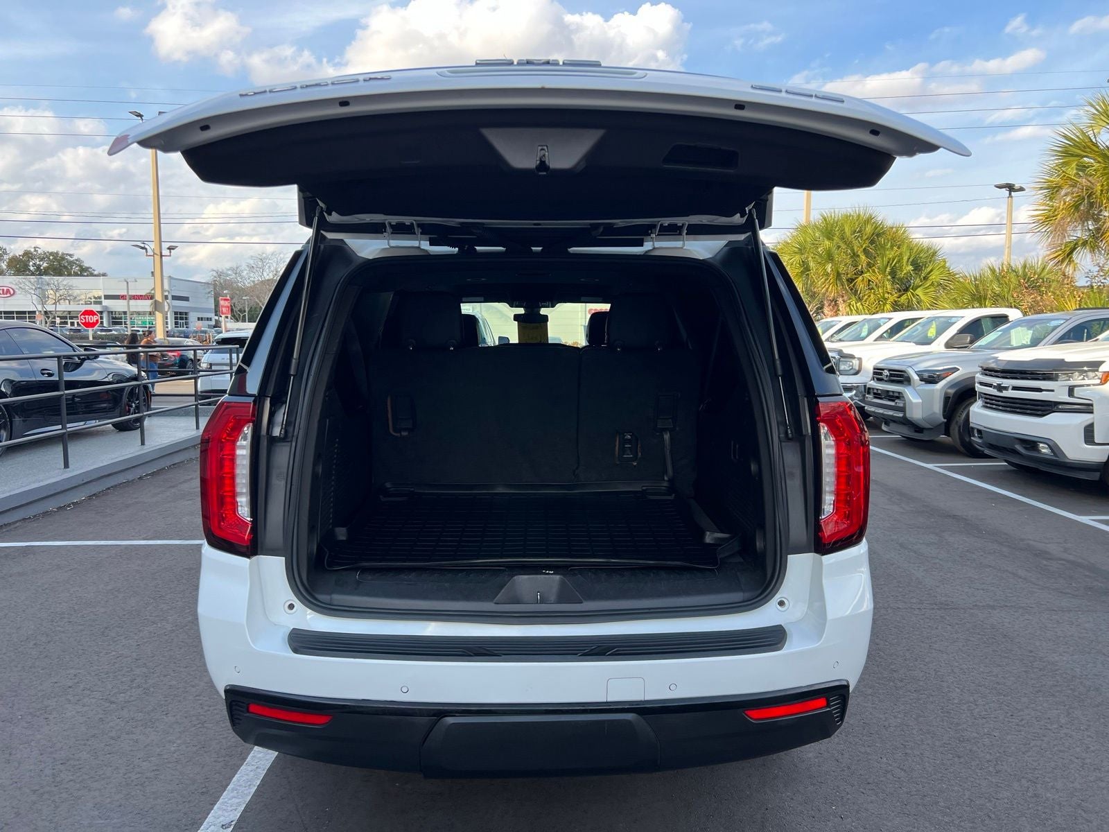 2021 GMC Yukon XL SLE