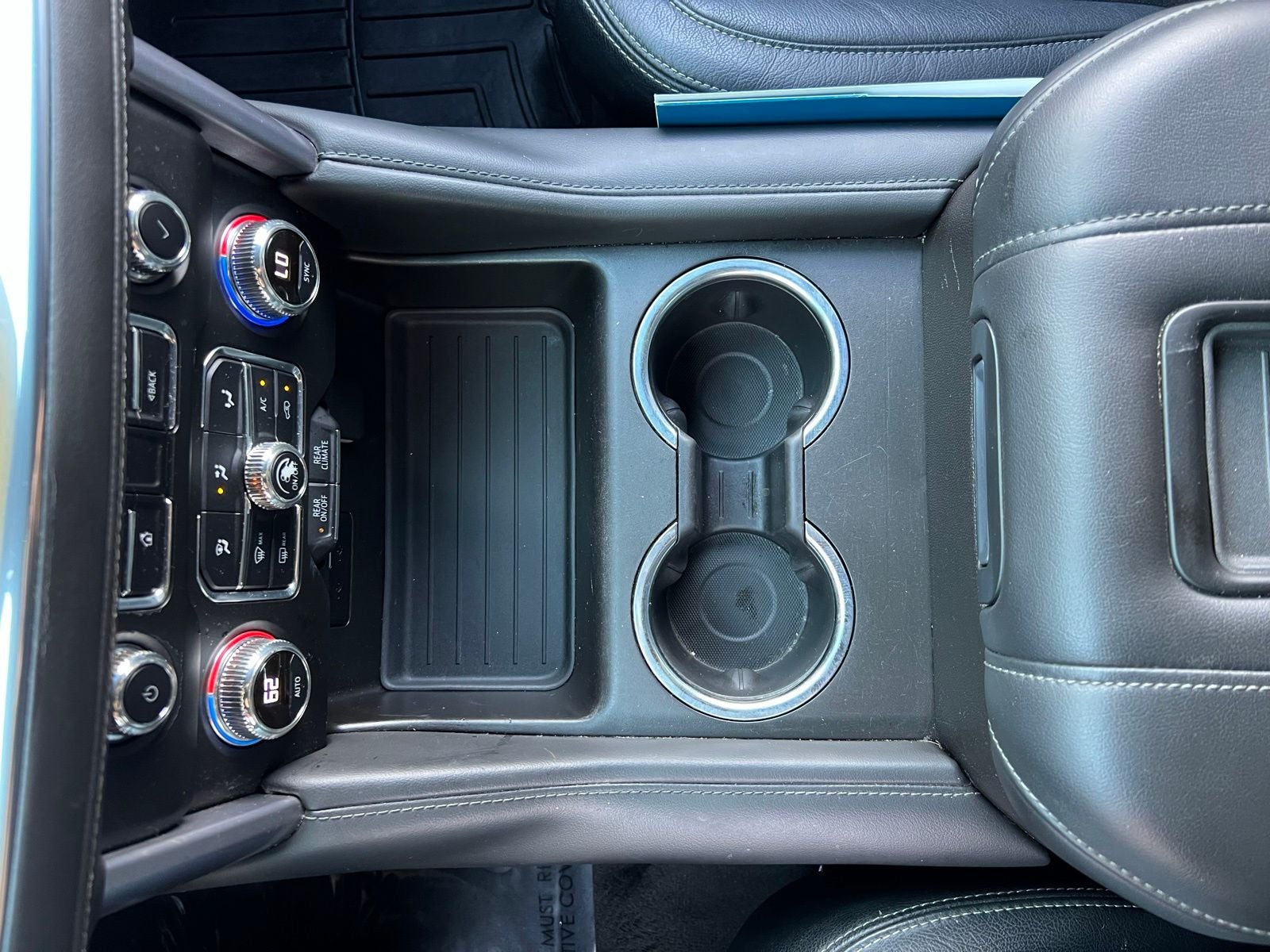 2021 GMC Yukon XL SLE