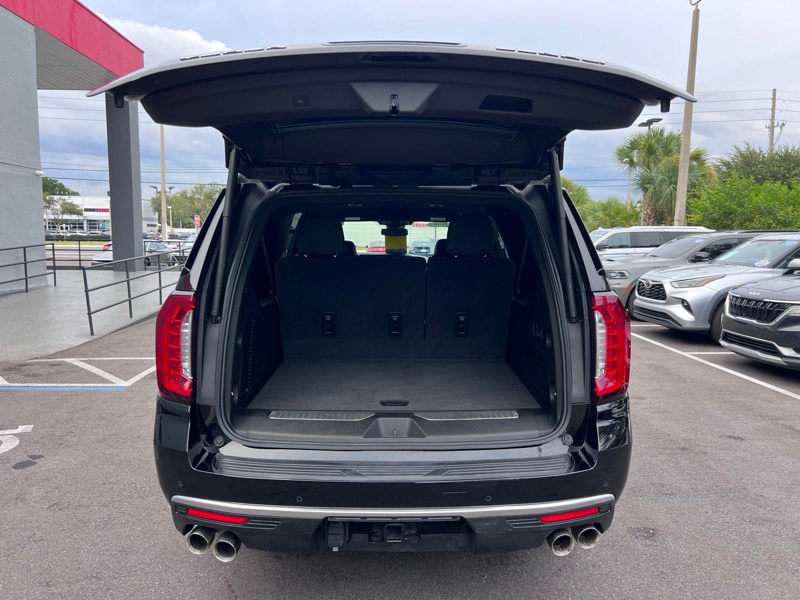 2024 GMC Yukon XL Denali