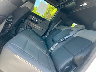 2025 GMC Hummer EV SUV 2X