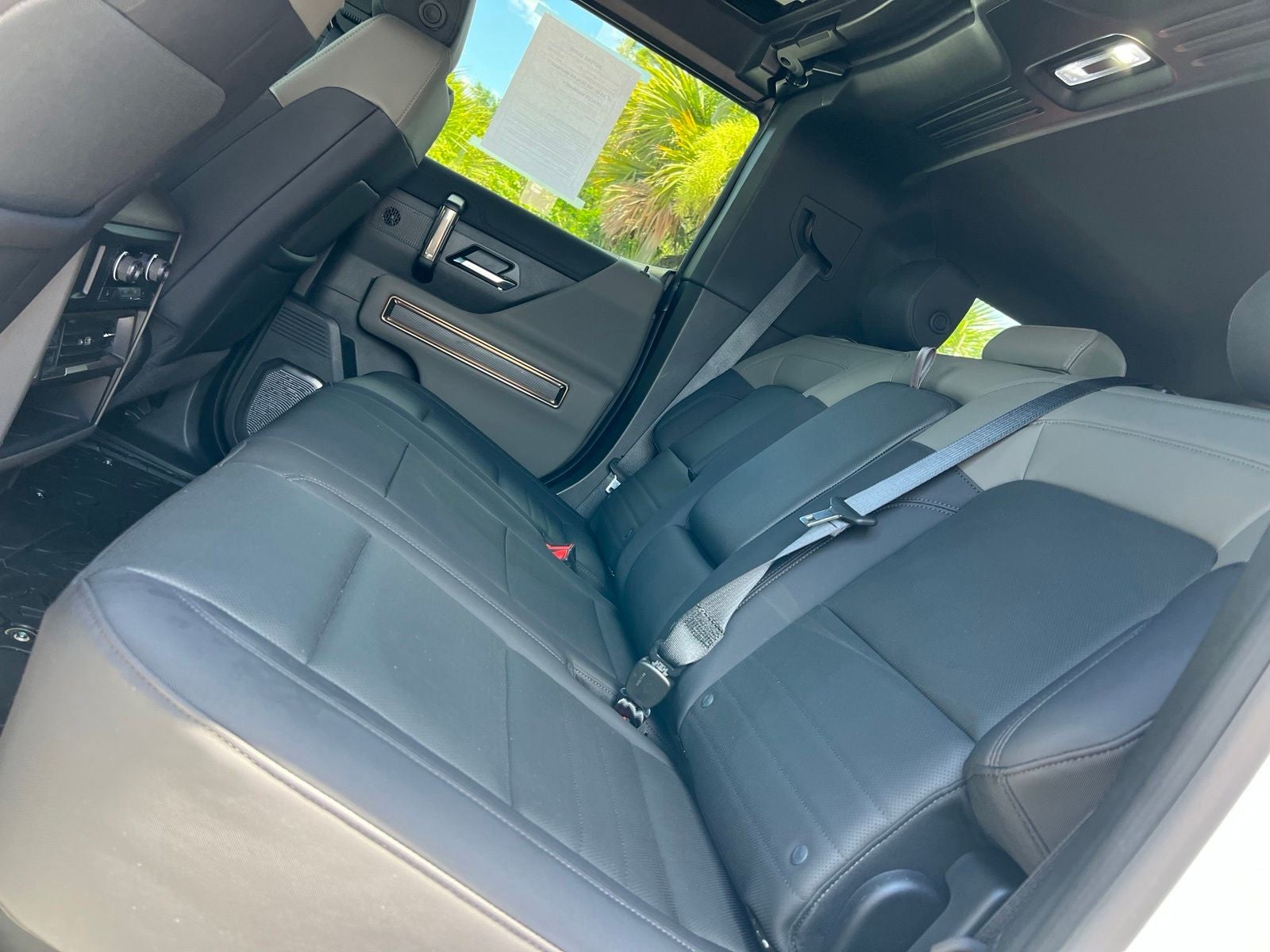 2025 GMC Hummer EV SUV 2X