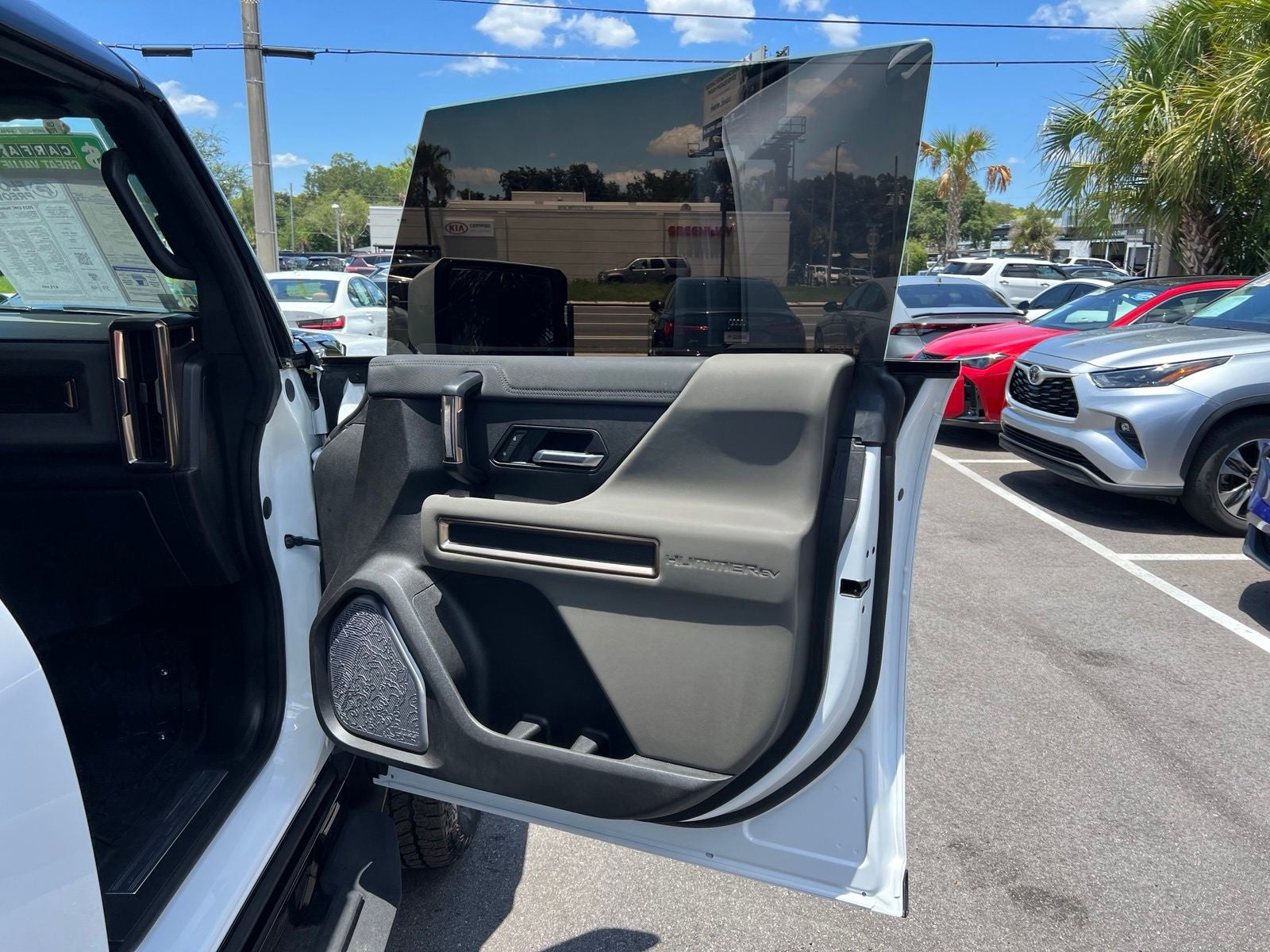 2025 GMC Hummer EV SUV 2X