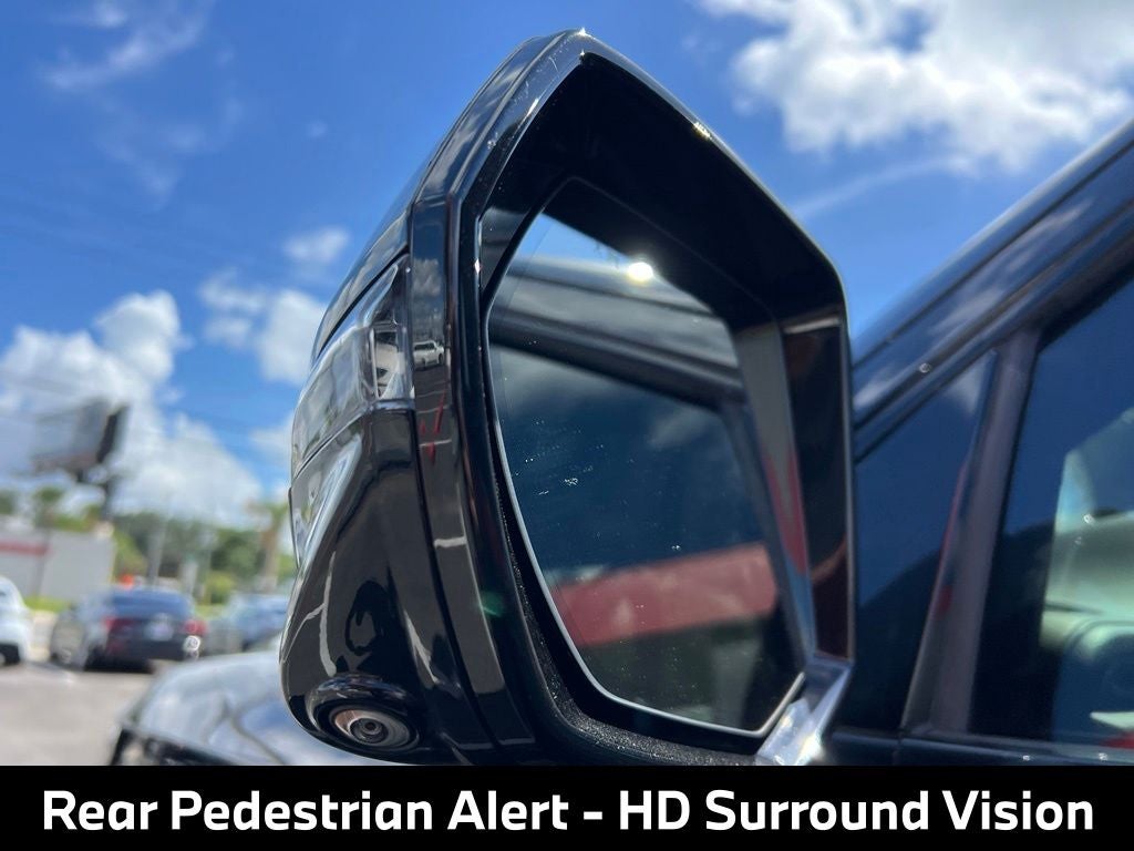 2023 Chevrolet Suburban RST