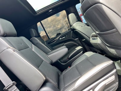 2023 Cadillac Escalade Sport