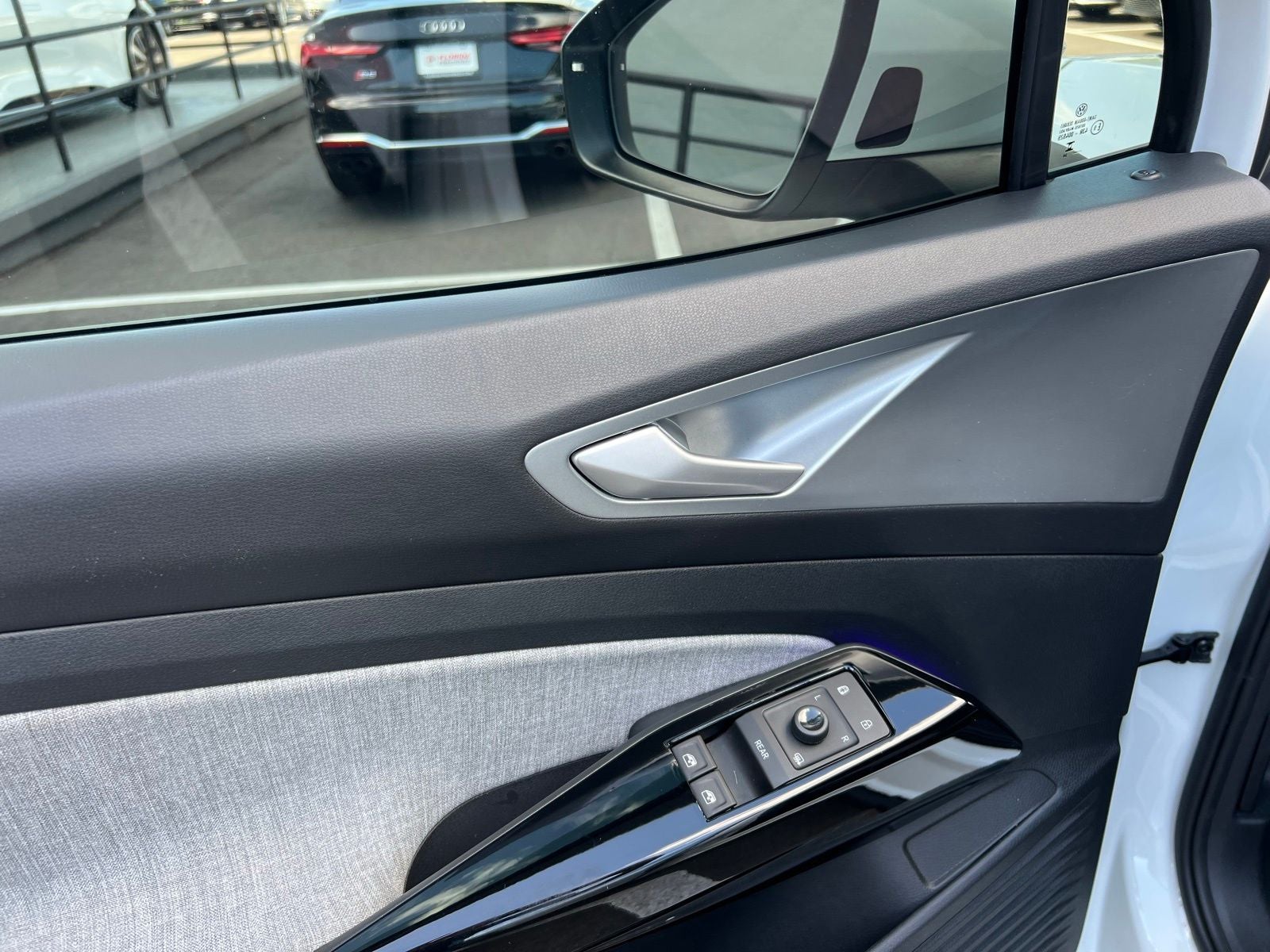 2024 Volkswagen ID.4 Standard