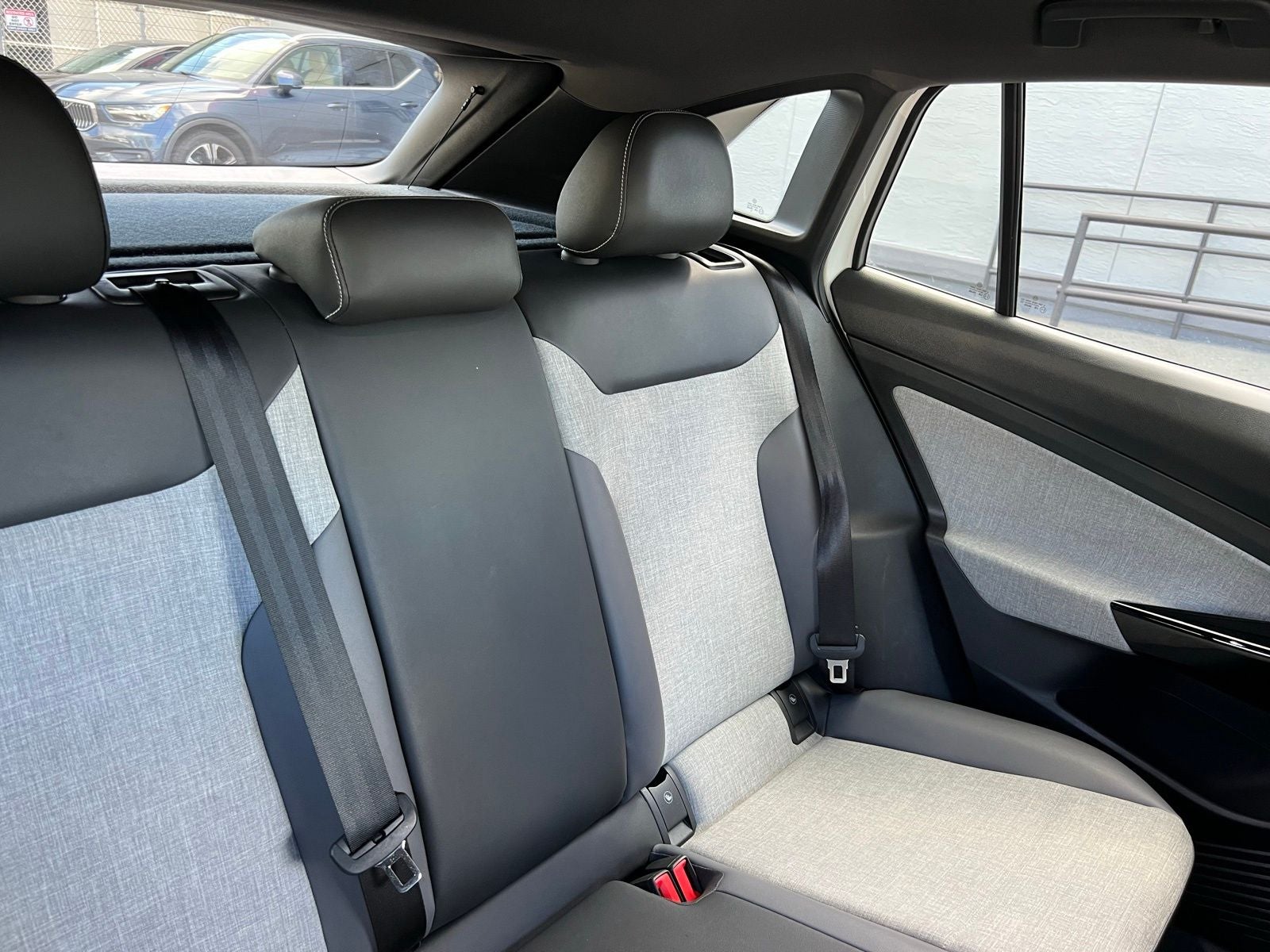 2024 Volkswagen ID.4 Standard