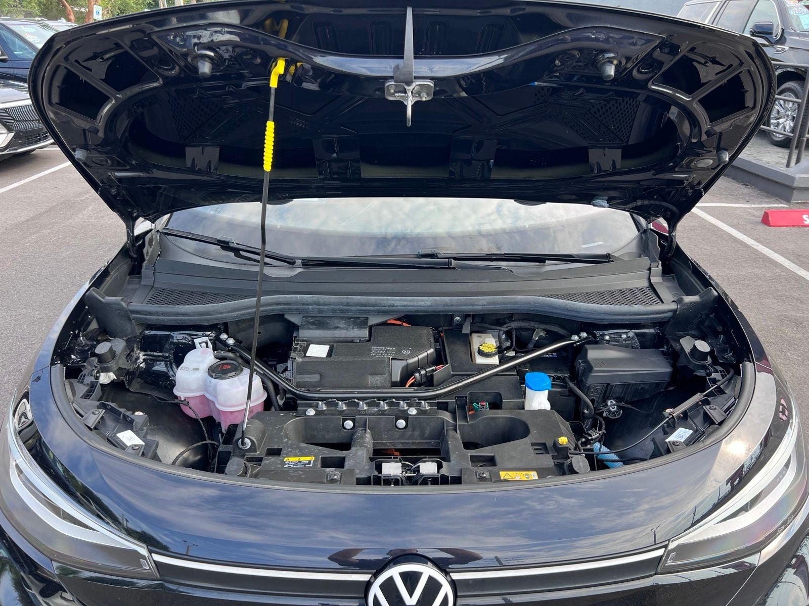 2023 Volkswagen ID.4 Pro