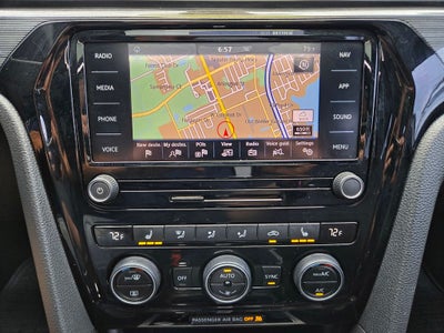 2021 Volkswagen Passat 2.0T R-Line