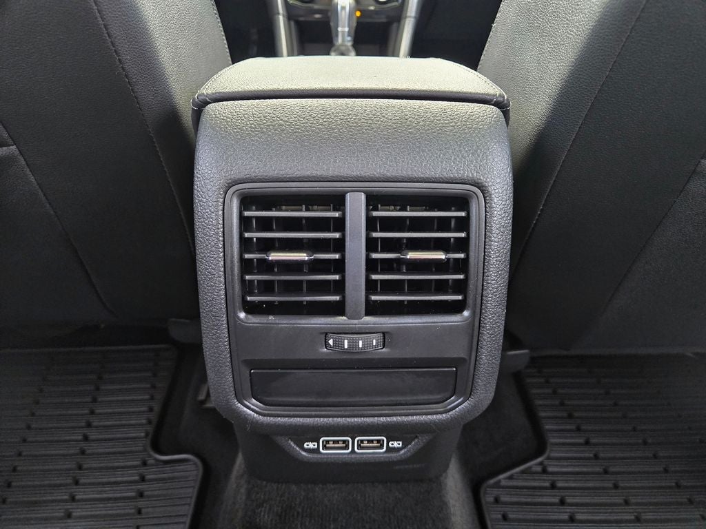 2021 Volkswagen Passat 2.0T R-Line