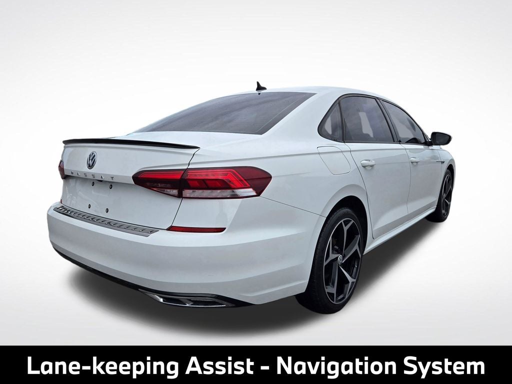 2021 Volkswagen Passat 2.0T R-Line