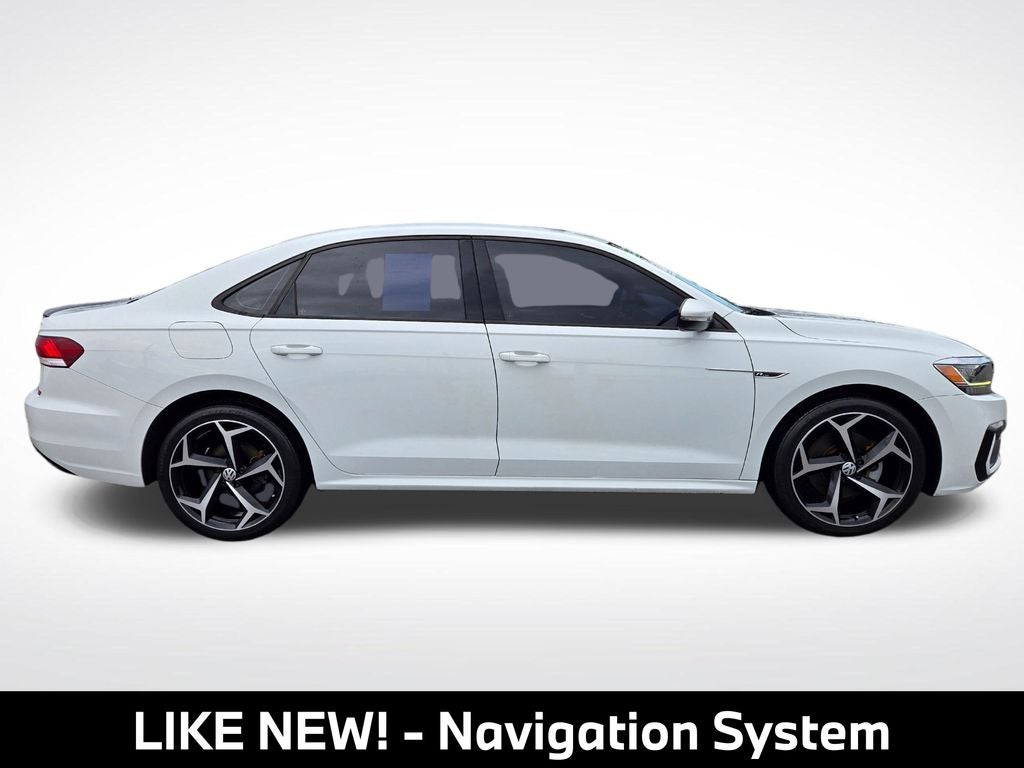 2021 Volkswagen Passat 2.0T R-Line