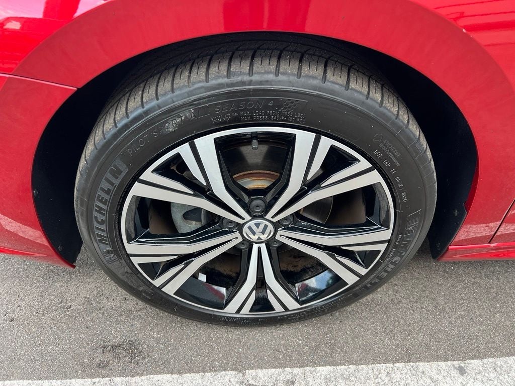 2022 Volkswagen Passat 2.0T SE