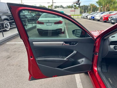 2022 Volkswagen Passat 2.0T SE