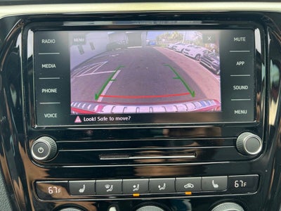 2022 Volkswagen Passat 2.0T SE