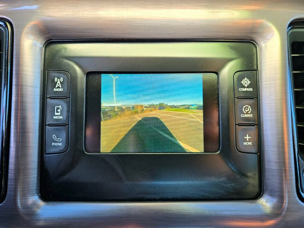 2017 Dodge Challenger SXT