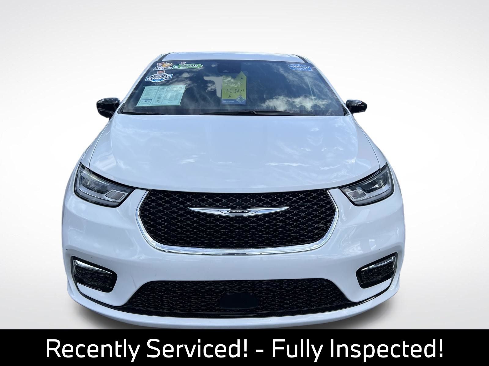 2025 Chrysler Pacifica Select