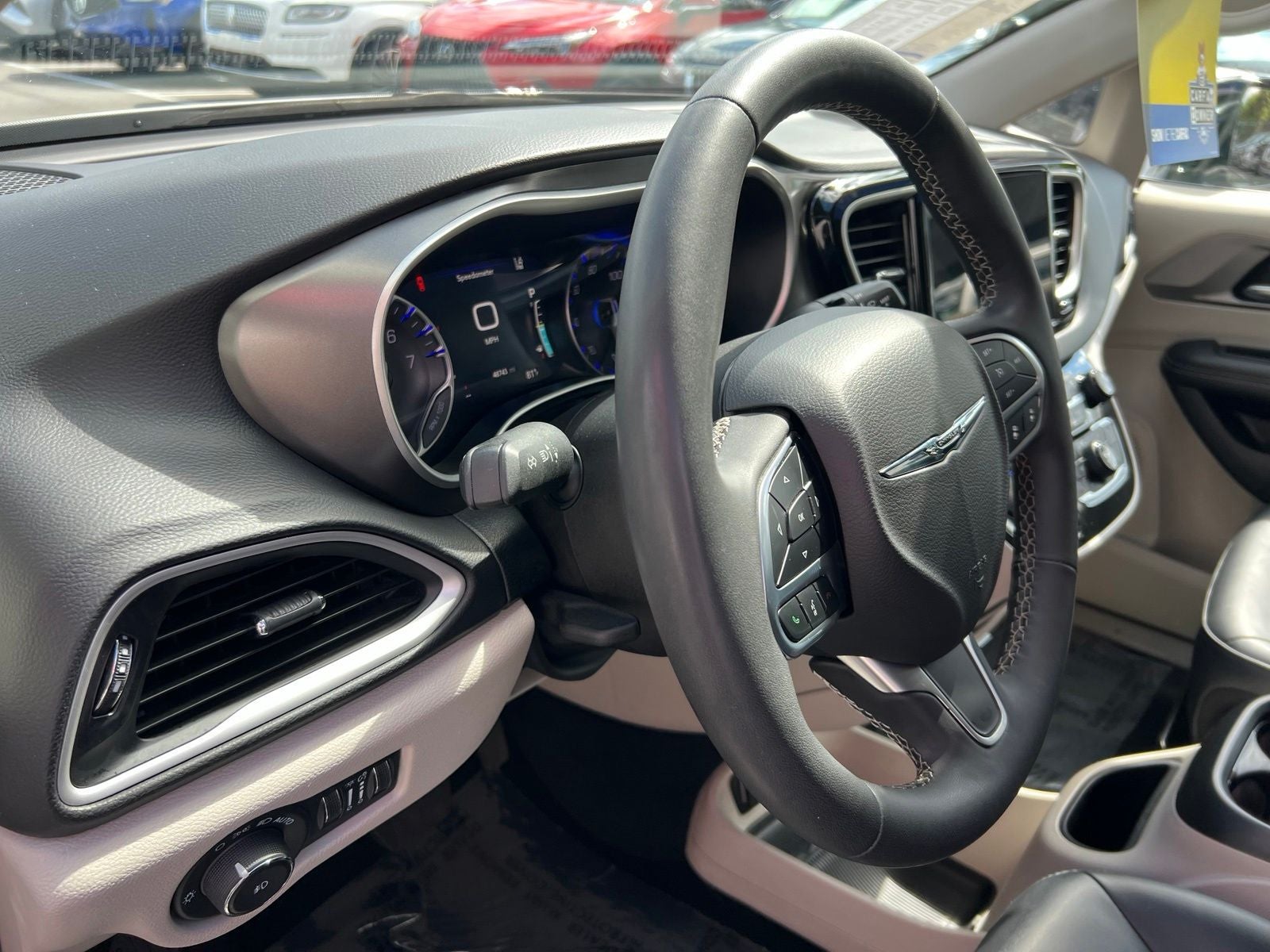 2024 Chrysler Pacifica Touring L