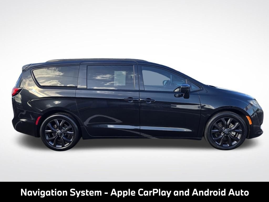 2019 Chrysler Pacifica Touring L Plus