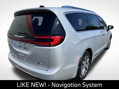 2023 Chrysler Pacifica Hybrid Pinnacle