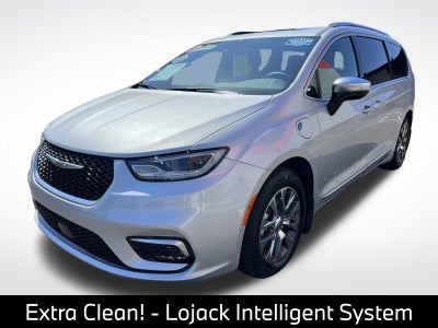 2023 Chrysler Pacifica Hybrid Pinnacle