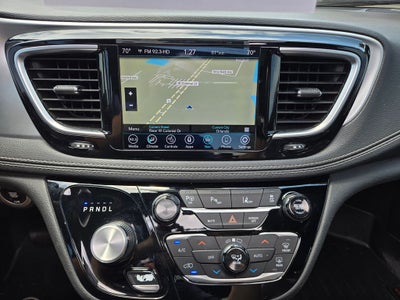 2019 Chrysler Pacifica Hybrid Limited