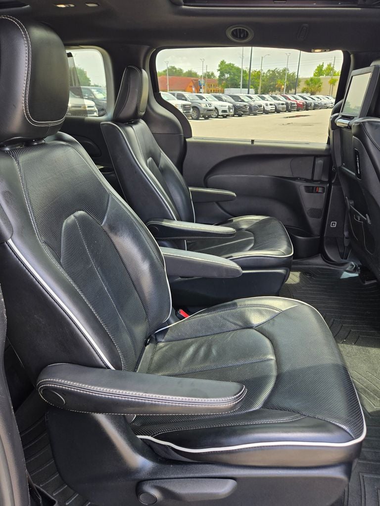 2019 Chrysler Pacifica Hybrid Limited