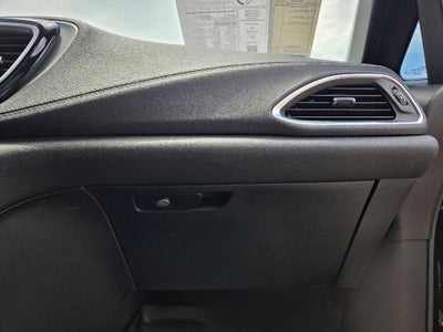2019 Chrysler Pacifica Hybrid Limited