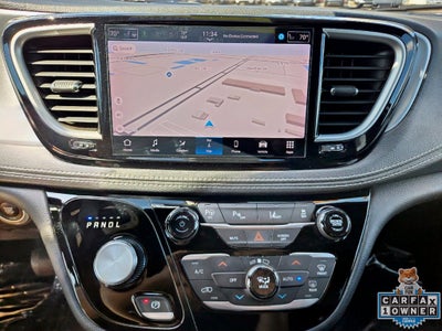 2024 Chrysler Pacifica Hybrid Select S Appearance