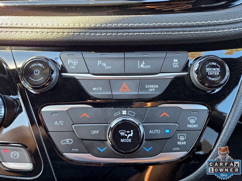 2024 Chrysler Pacifica Hybrid Select S Appearance