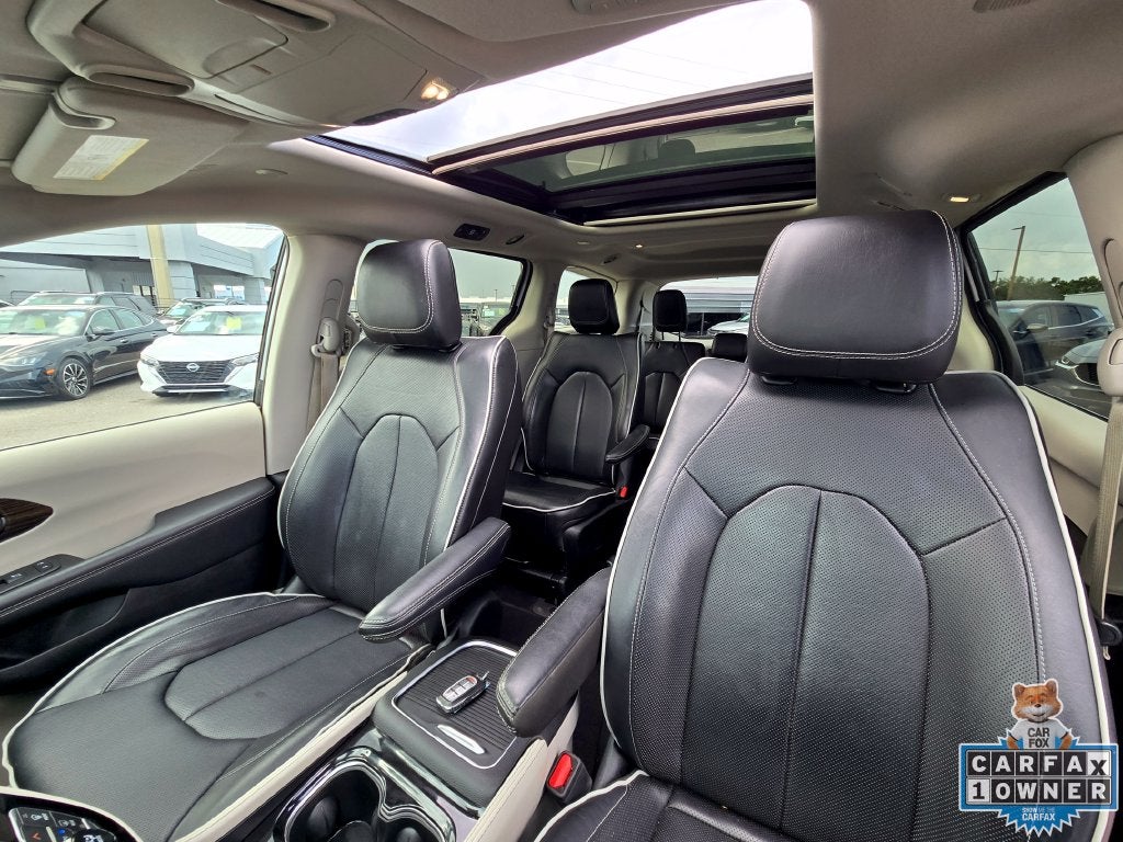 2023 Chrysler Pacifica Hybrid Limited