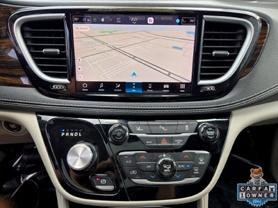 2023 Chrysler Pacifica Hybrid Limited