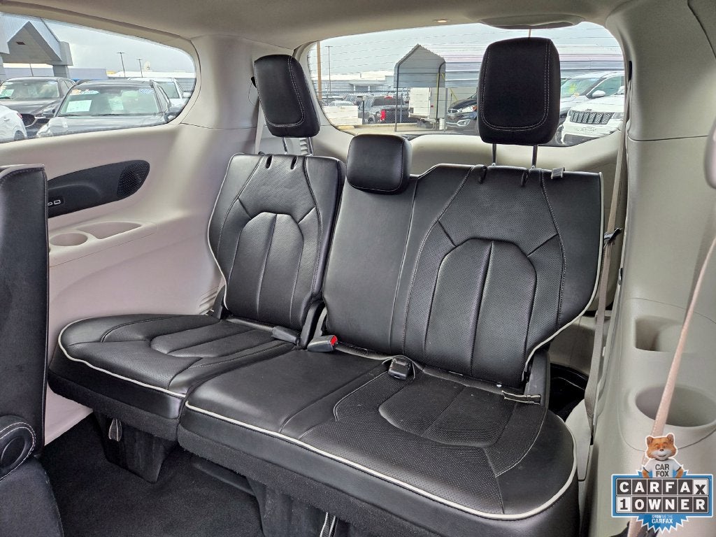 2023 Chrysler Pacifica Hybrid Limited