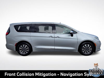 2023 Chrysler Pacifica Hybrid Limited