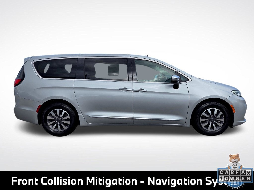 2023 Chrysler Pacifica Hybrid Limited